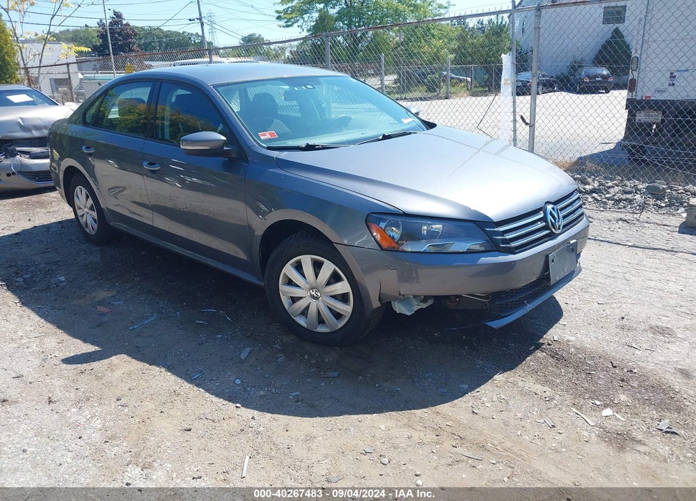 2013 VOLKSWAGEN PASSAT 2.5L S VIN: 1VWAH7A34DC067202