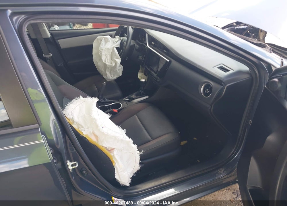 2019 TOYOTA COROLLA LE VIN: 5YFBURHE2KP907875