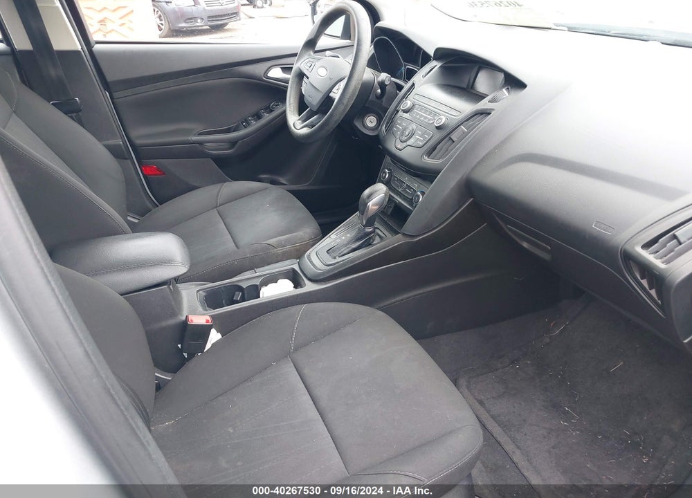 2018 FORD FOCUS SE VIN: 1FADP3F23JL291400
