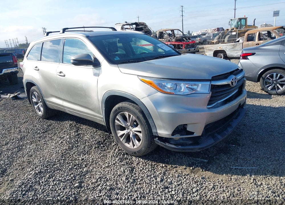 2014 TOYOTA HIGHLANDER XLE V6 VIN: 5TDJKRFH4ES009448