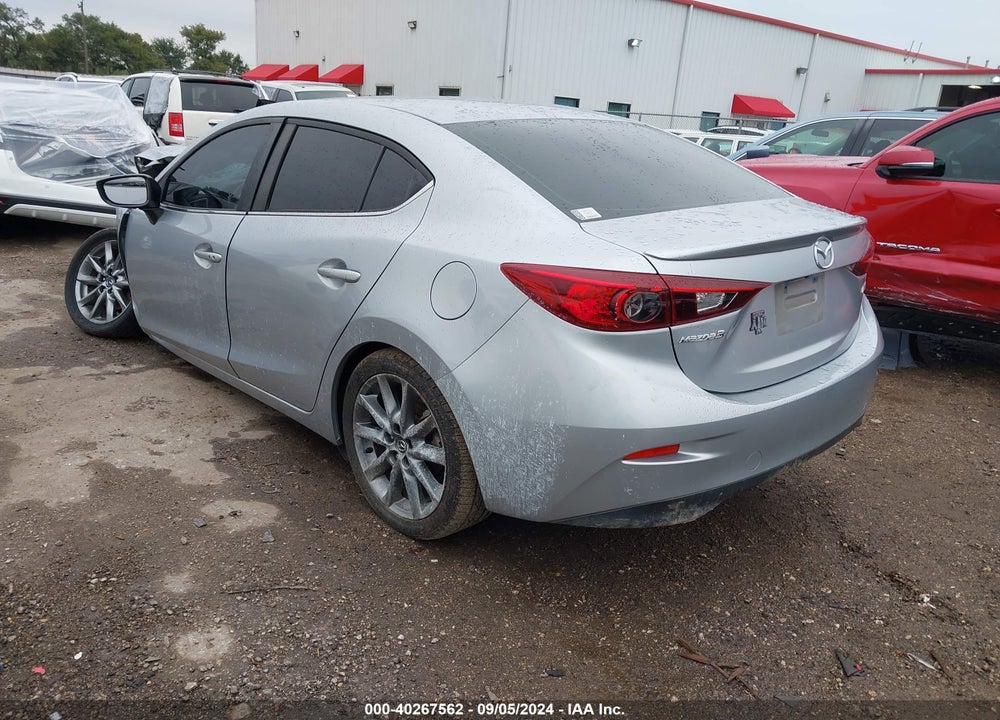 2018 MAZDA 3 TOURING VIN: 3MZBN1V38JM166636