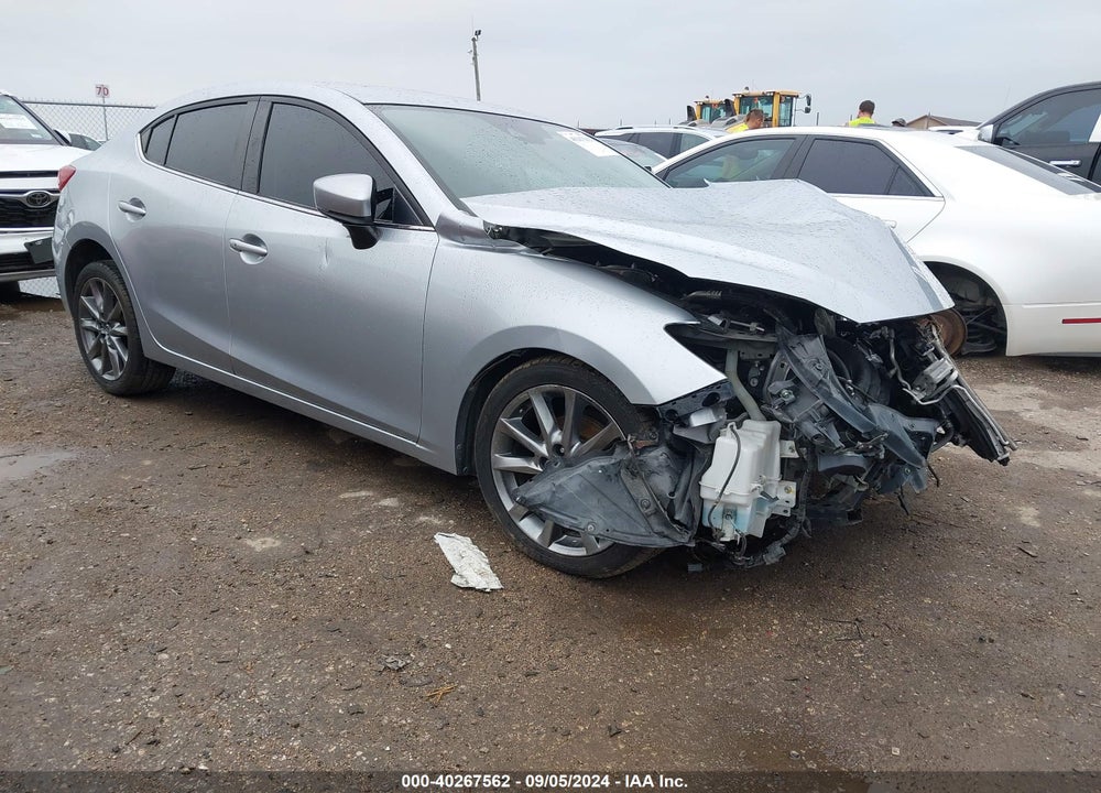 2018 MAZDA 3 TOURING VIN: 3MZBN1V38JM166636