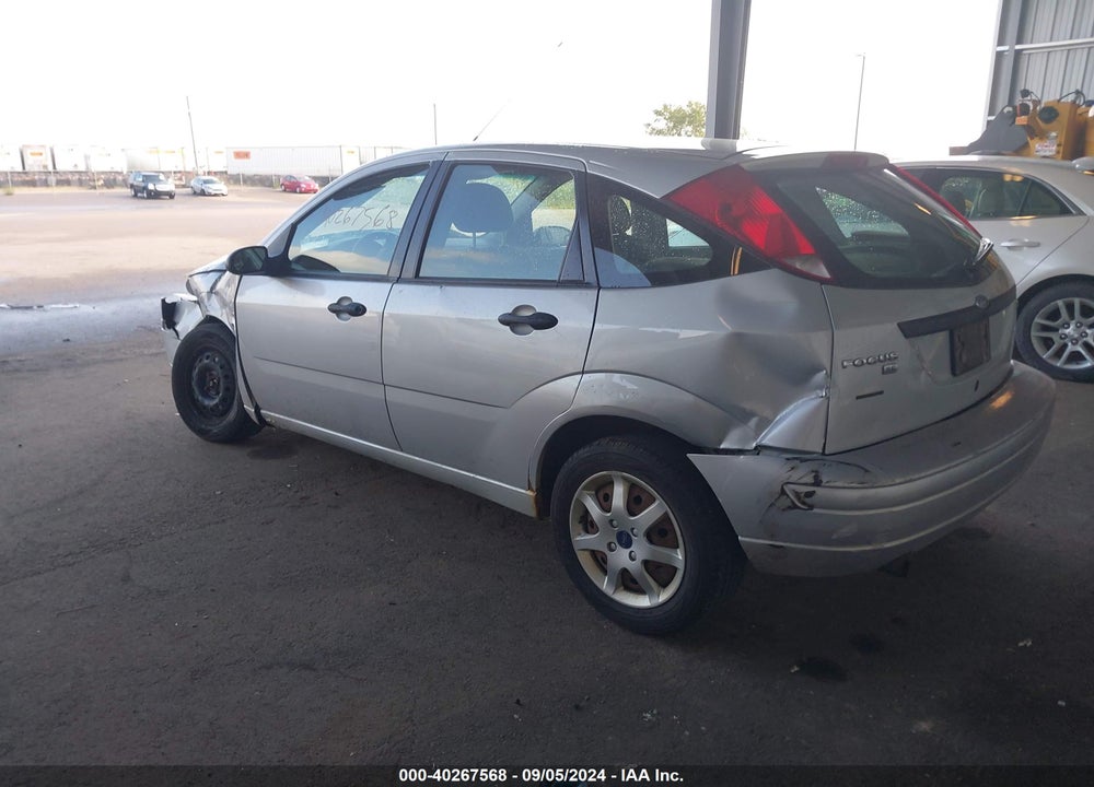 2005 FORD FOCUS ZX5 VIN: 3FAFP37N35R118680