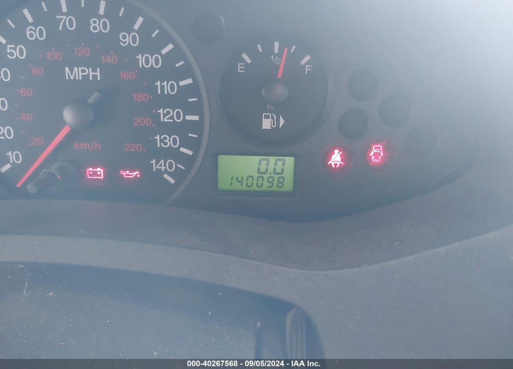 2005 FORD FOCUS ZX5 VIN: 3FAFP37N35R118680
