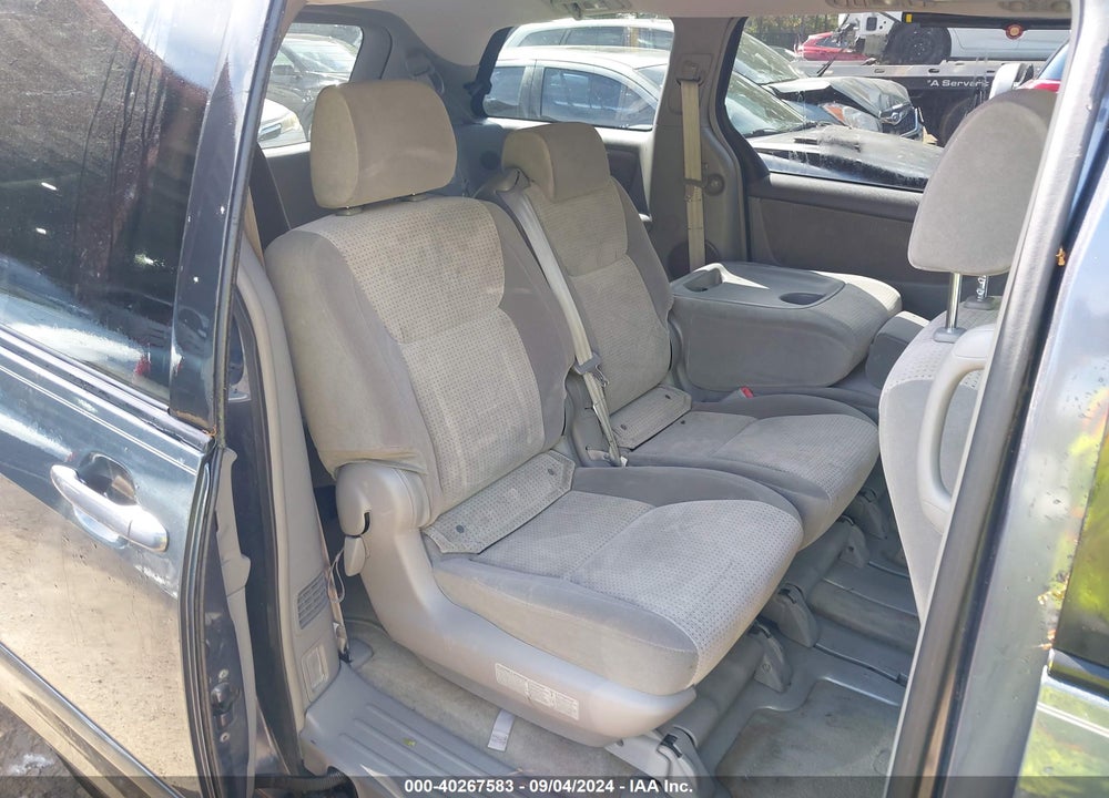 2008 TOYOTA SIENNA VIN: 5TDZK23C48S118225
