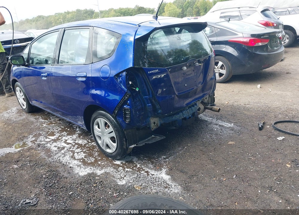 2010 HONDA FIT VIN: JHMGE8G26AS008727