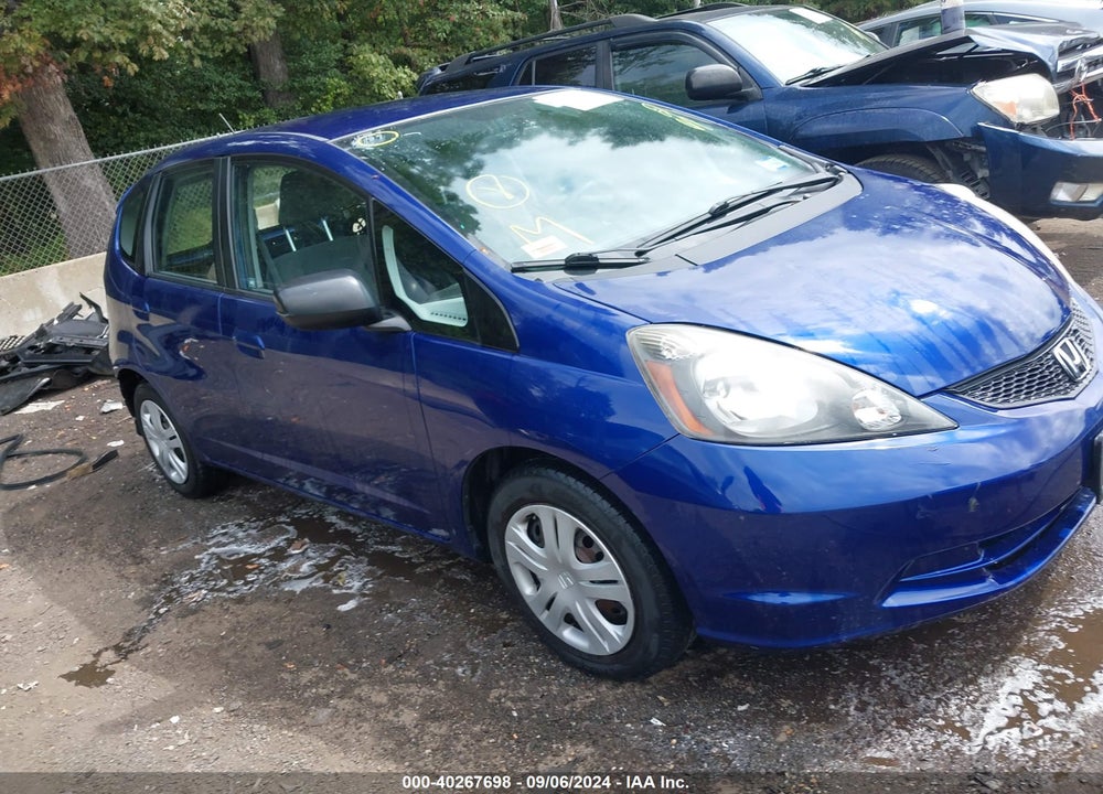 2010 HONDA FIT VIN: JHMGE8G26AS008727