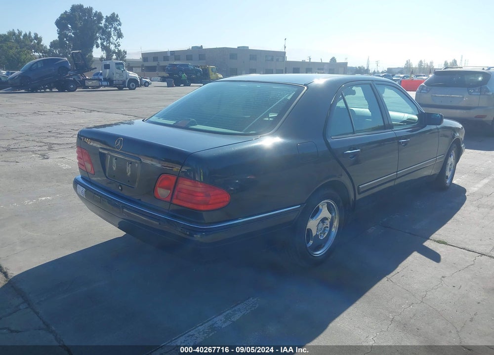 1997 MERCEDES-BENZ E 420 VIN: WDBJF72F1VA395125