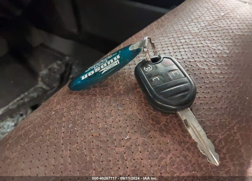 2011 FORD F-350 LARIAT VIN: 1FT8W3BT0BEB14547
