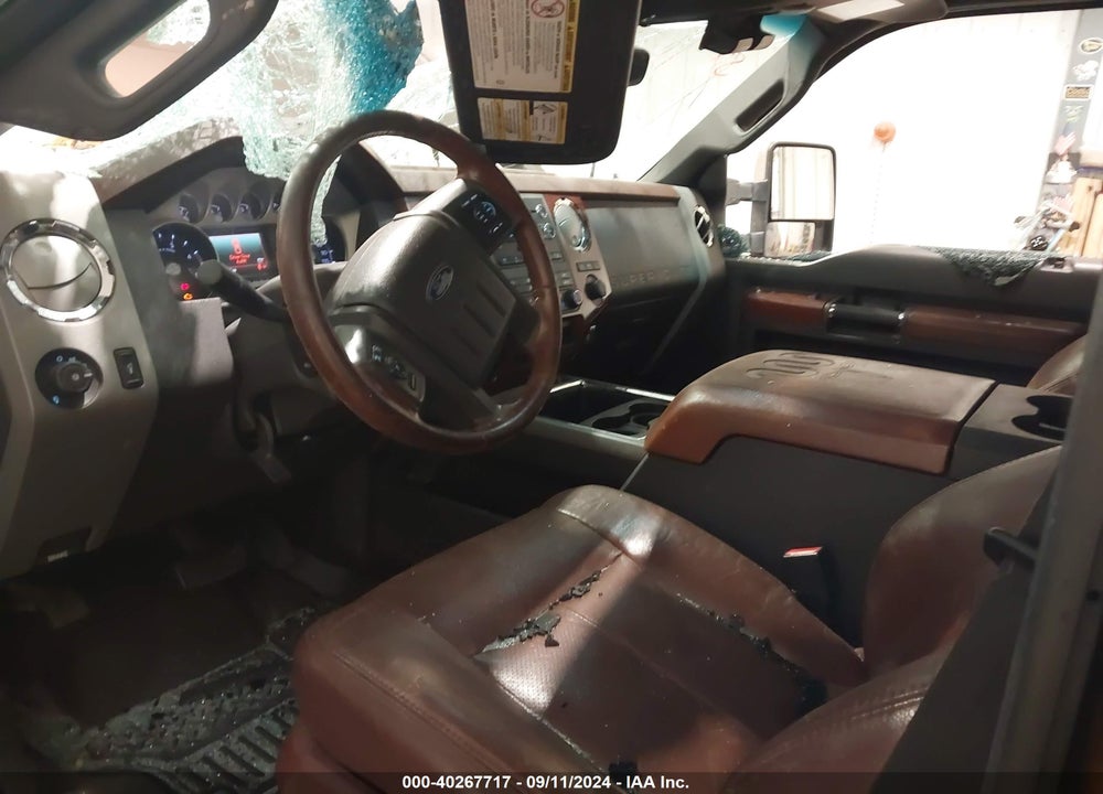 2011 FORD F-350 LARIAT VIN: 1FT8W3BT0BEB14547