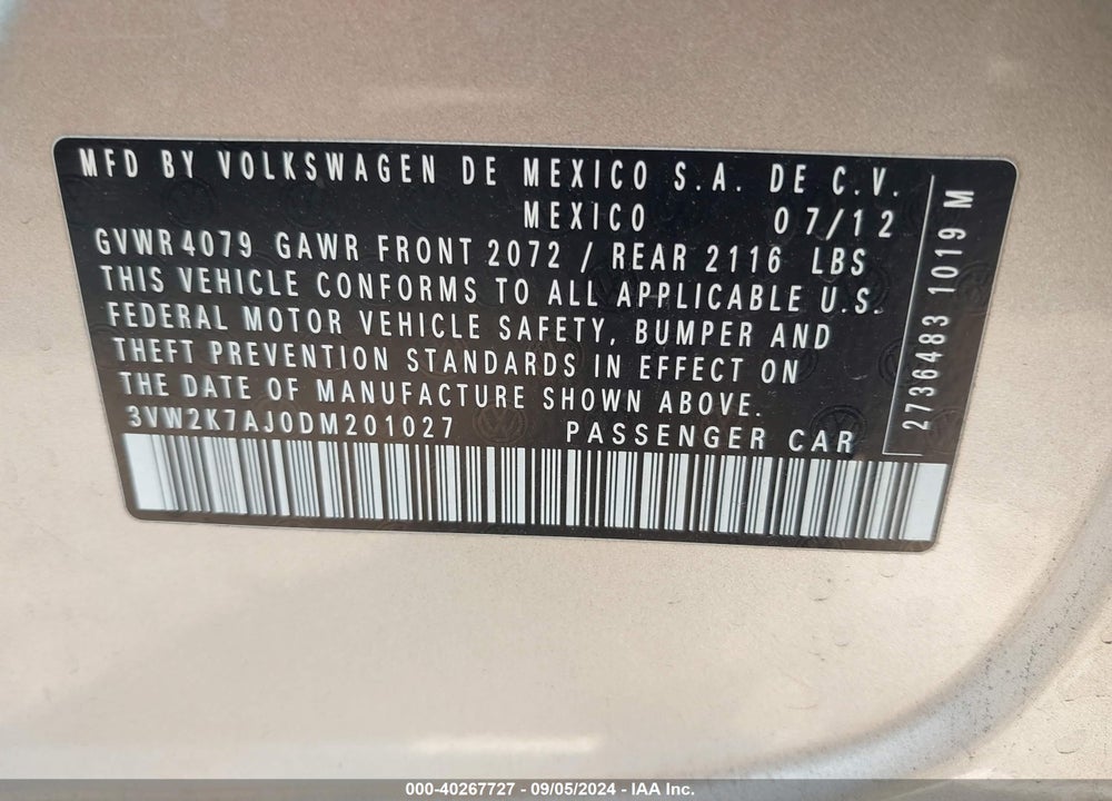 2013 VOLKSWAGEN JETTA VIN: 3VW2K7AJ0DM201027