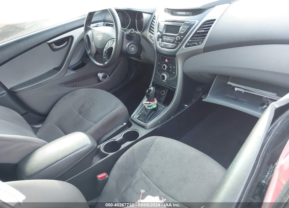 2015 HYUNDAI ELANTRA SE VIN: 5NPDH4AE3FH579055