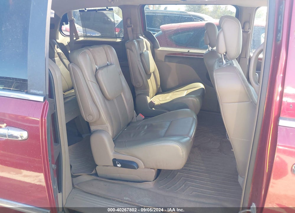 2012 CHRYSLER TOWN & COUNTRY LIMITED VIN: 2C4RC1GGXCR413500