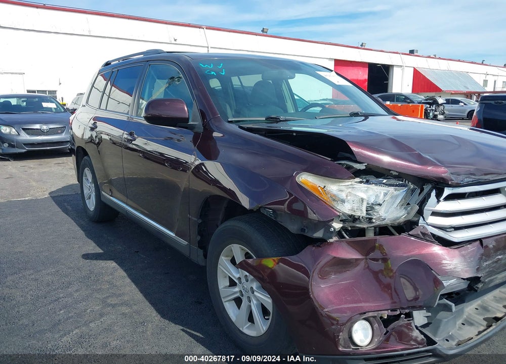 2011 TOYOTA HIGHLANDER SE V6 VIN: 5TDBK3EH2BS080971