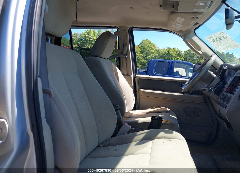 2011 FORD EXPEDITION XL VIN: 1FMJU1G52BEF49040