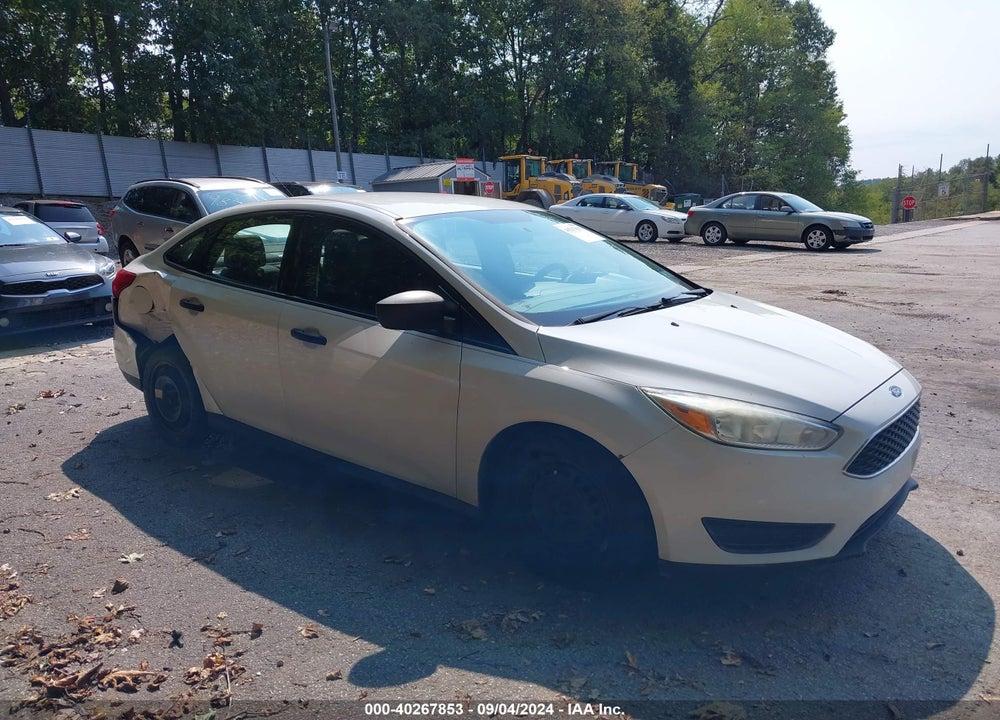 2015 FORD FOCUS S VIN: 1FADP3E28FL264279