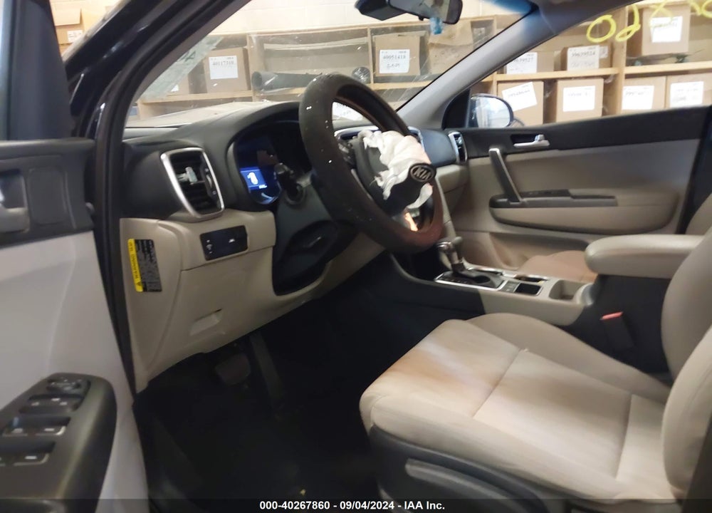 2020 KIA SPORTAGE LX VIN: KNDPMCAC9L7742700