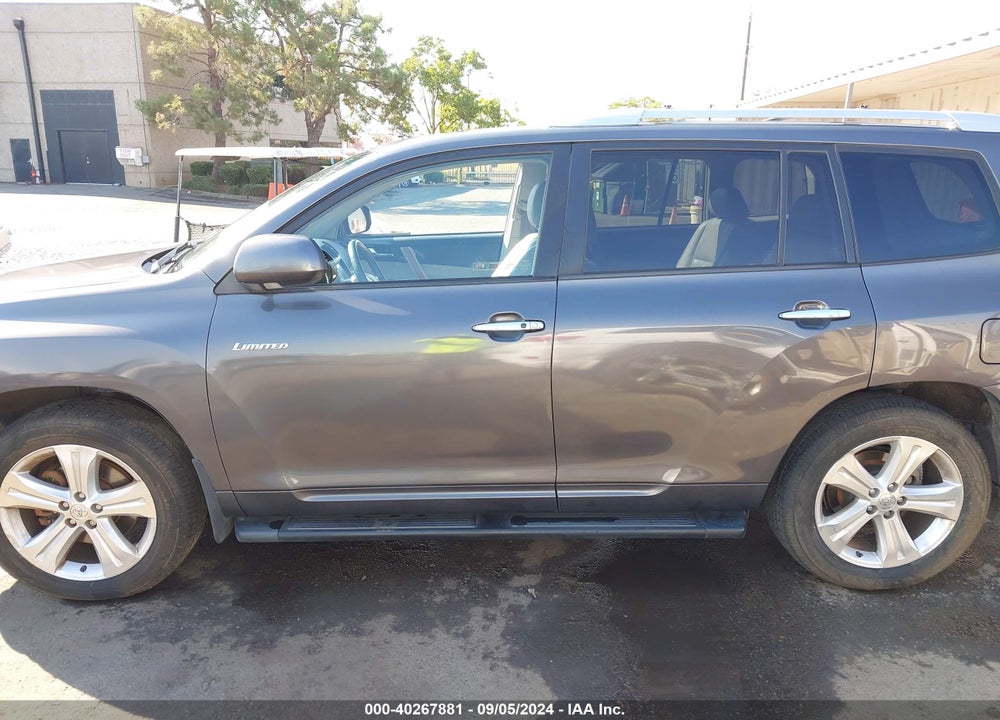 2008 TOYOTA HIGHLANDER LIMITED VIN: JTEES42A382002981