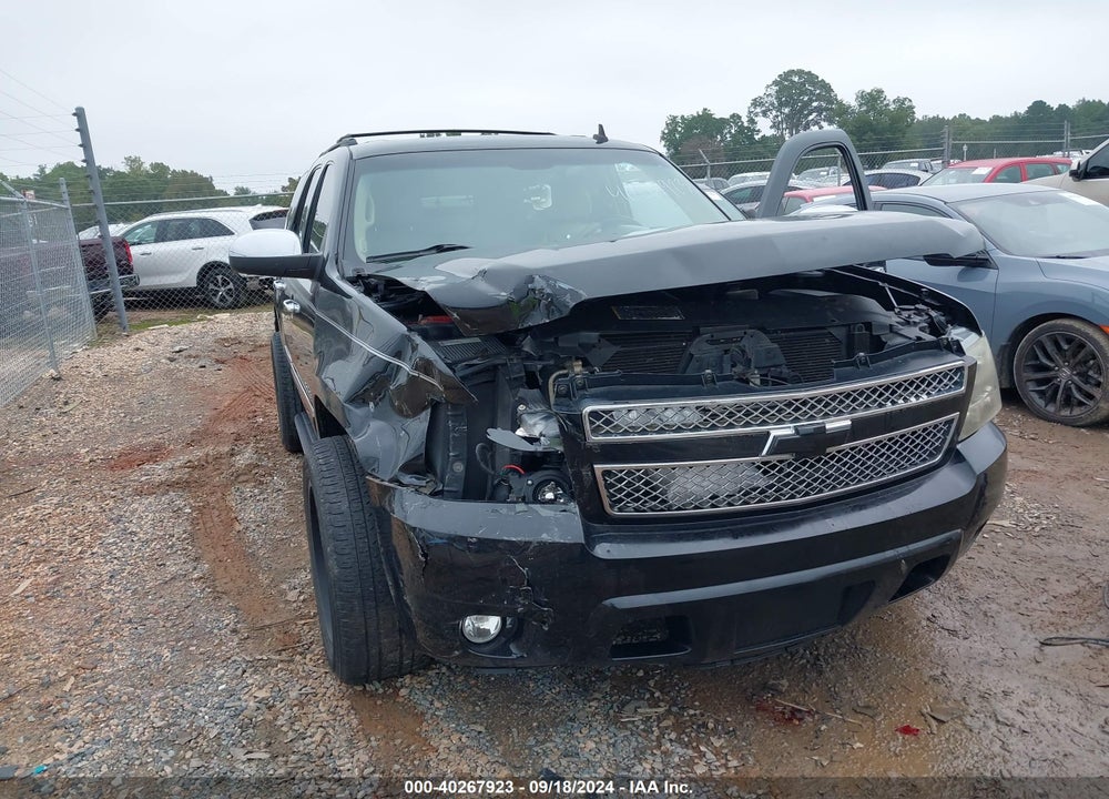 2009 CHEVROLET TAHOE LTZ VIN: 1GNFK33029R177859