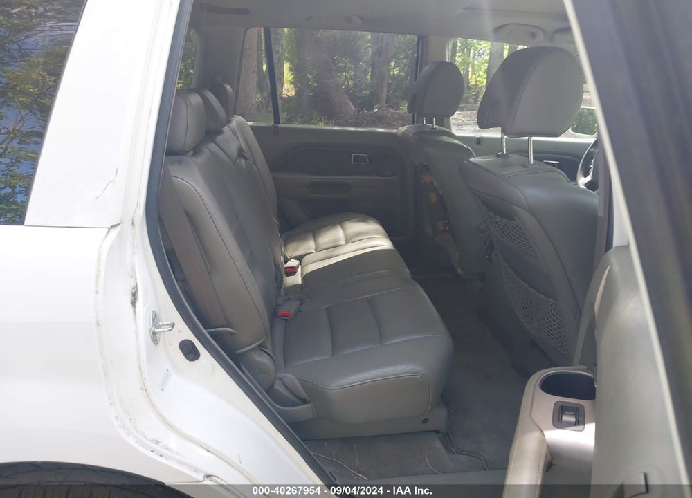 2006 HONDA PILOT EX-L VIN: 5FNYF28516B034634