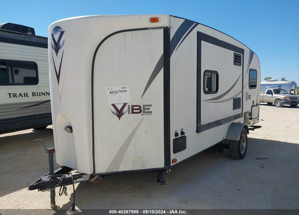 2014 FOREST RIVER VIBE 6502 VIN: 4X4TVCV13E5103368