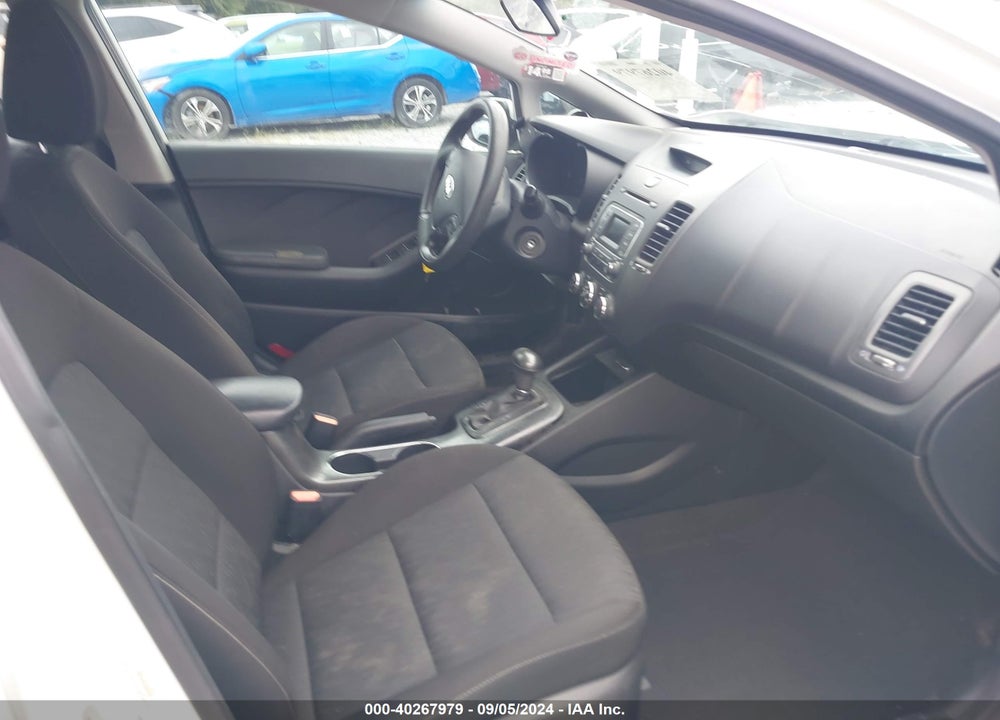 2016 KIA FORTE LX VIN: KNAFK4A65G5611764