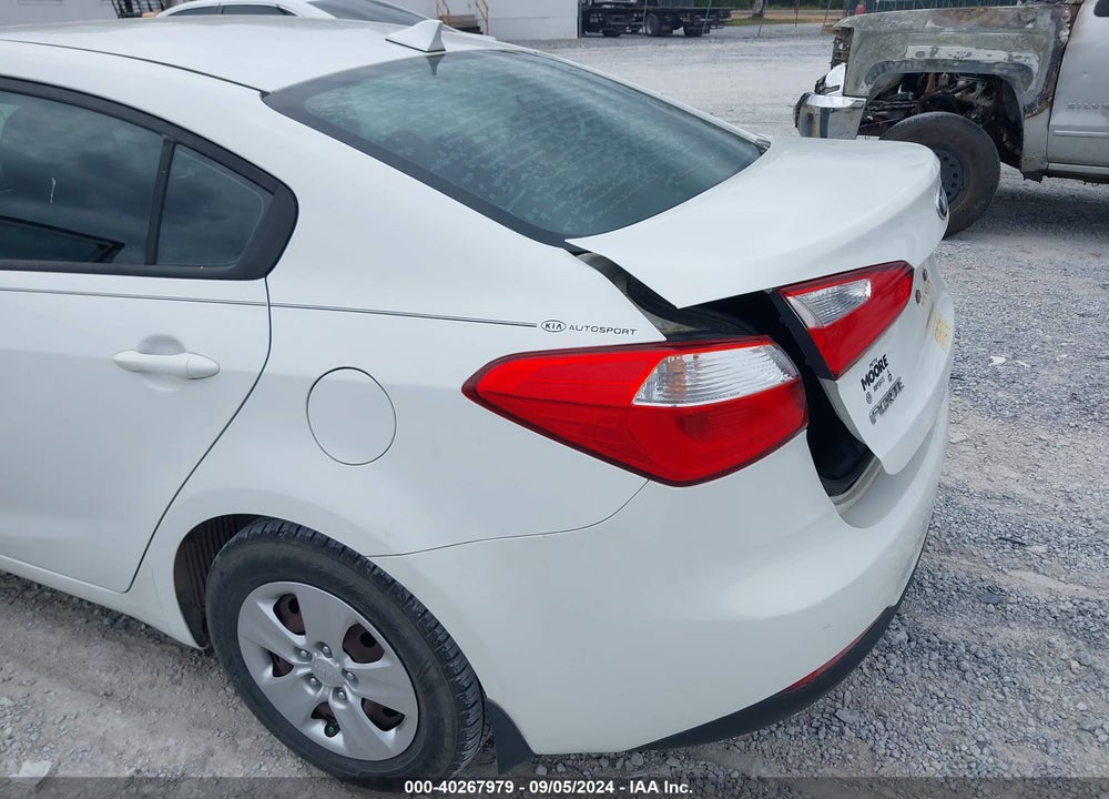 2016 KIA FORTE LX VIN: KNAFK4A65G5611764