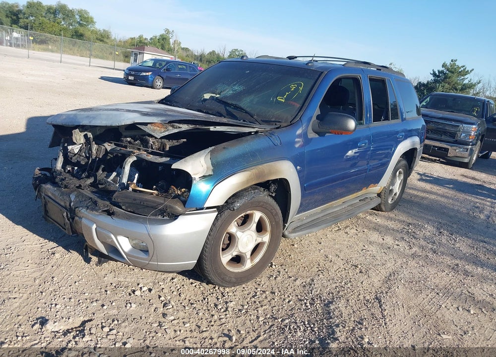 2005 CHEVROLET TRAILBLAZER LT VIN: 1GNDT13S852239889