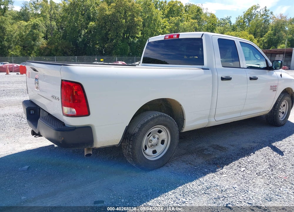 2021 RAM 1500 CLASSIC TRADESMAN QUAD CAB 4X4 6'4 BOX VIN: 1C6RR7FG8MS556617