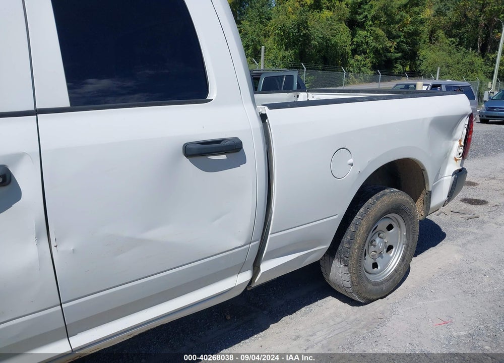 2021 RAM 1500 CLASSIC TRADESMAN QUAD CAB 4X4 6'4 BOX VIN: 1C6RR7FG8MS556617