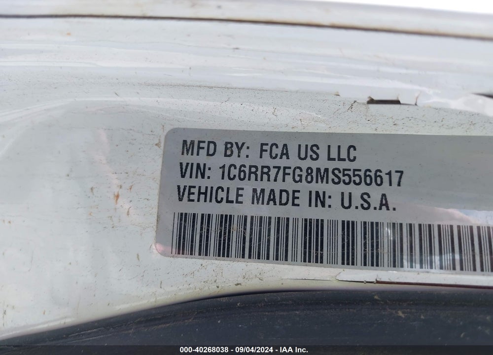 2021 RAM 1500 CLASSIC TRADESMAN QUAD CAB 4X4 6'4 BOX VIN: 1C6RR7FG8MS556617