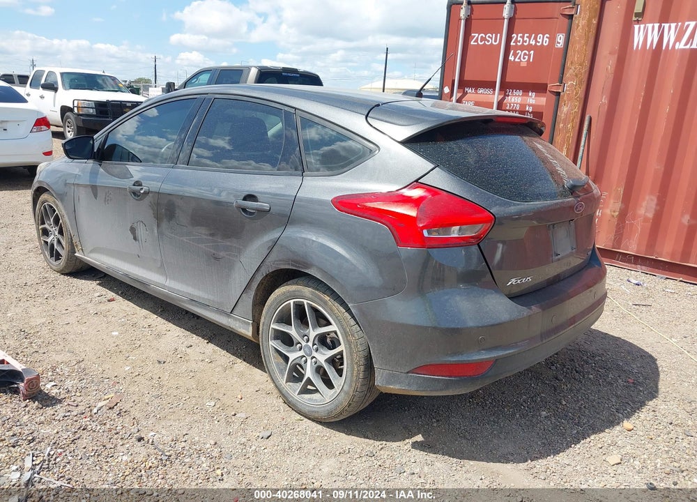 2017 FORD FOCUS SEL VIN: 1FADP3M23HL200994