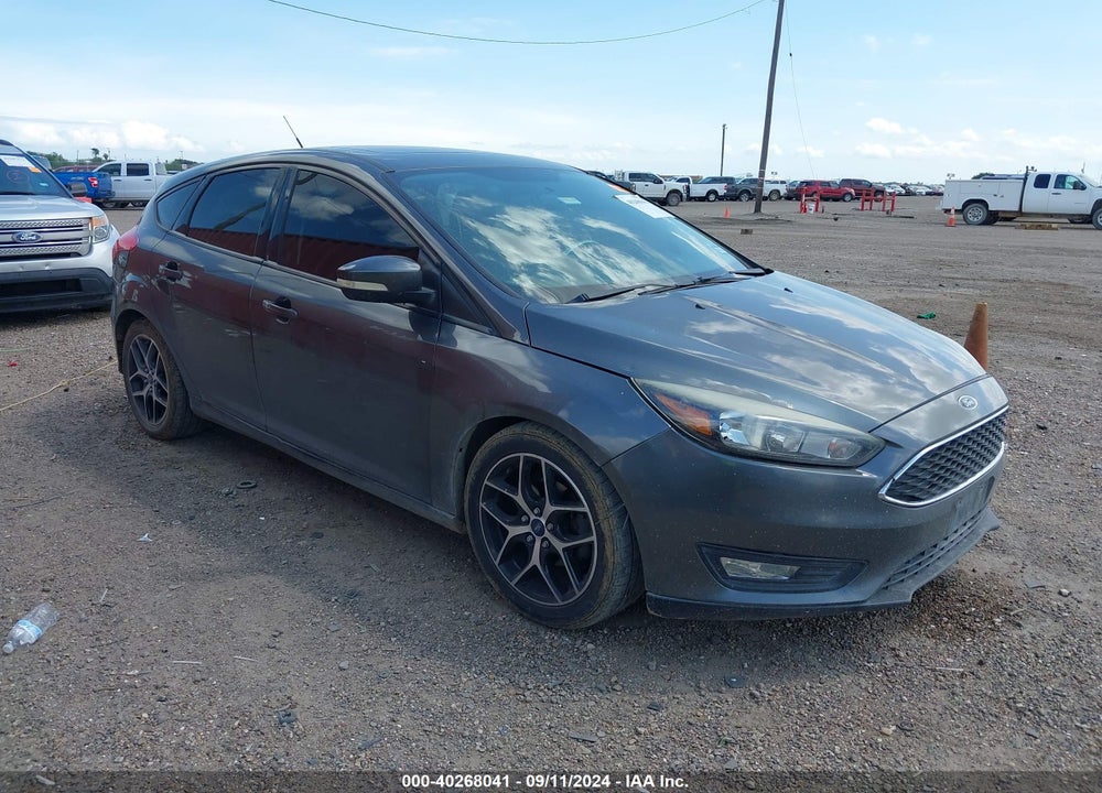 2017 FORD FOCUS SEL VIN: 1FADP3M23HL200994