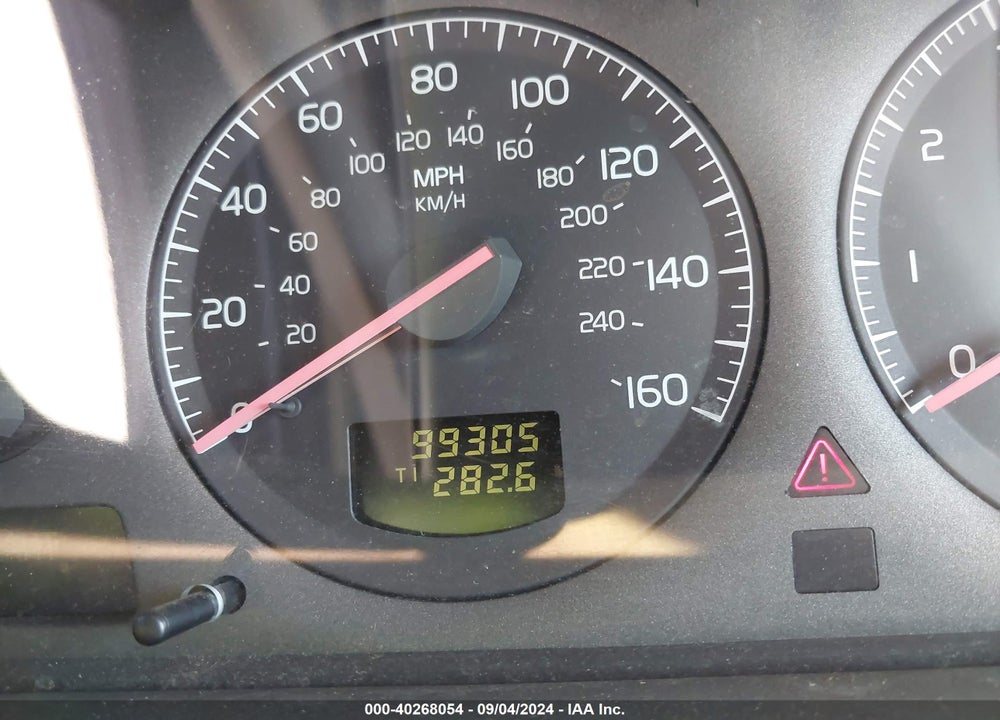 2001 VOLVO S60 2.4T VIN: YV1RS58DX12036252