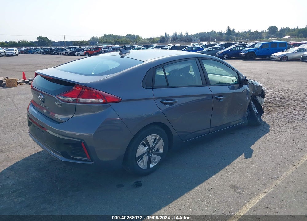 2018 HYUNDAI IONIQ HYBRID BLUE VIN: KMHC65LC7JU091501