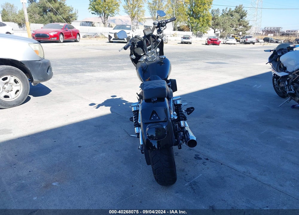 2016 HARLEY-DAVIDSON FXDL DYNA LOW RIDER VIN: 1HD1GNM16GC321158