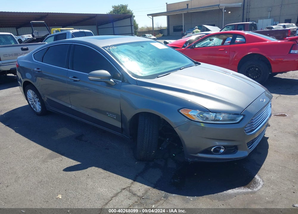 2014 FORD FUSION ENERGI TITANIUM VIN: 3FA6P0SU1ER177904