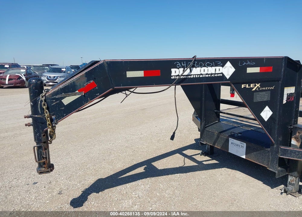 2014 GOOSENECK DIAMOND  FLATBED VIN: 5FWFP3227ER017041