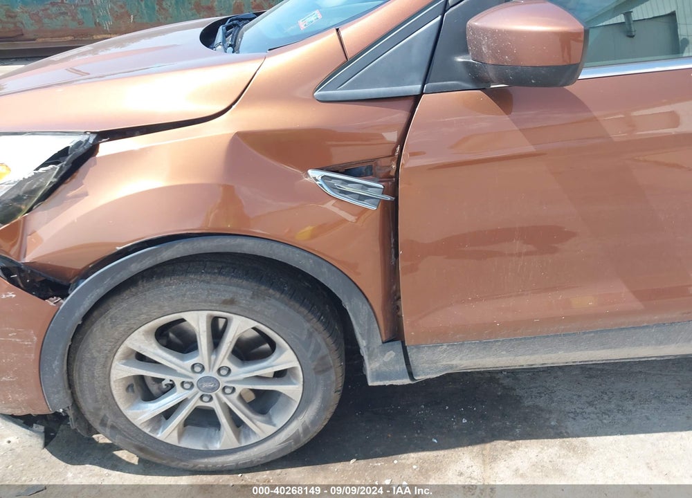 2017 FORD ESCAPE SE VIN: 1FMCU9GD9HUE42564