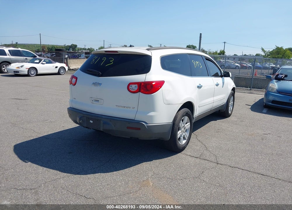 2011 CHEVROLET TRAVERSE 2LT VIN: 1GNKVJED0BJ111986