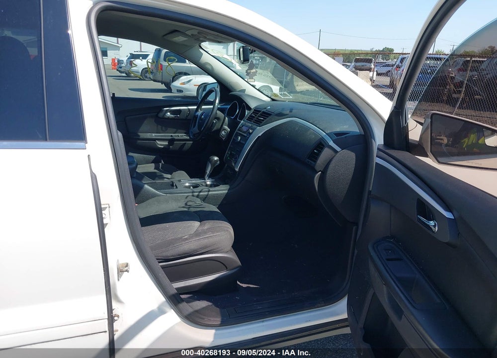 2011 CHEVROLET TRAVERSE 2LT VIN: 1GNKVJED0BJ111986