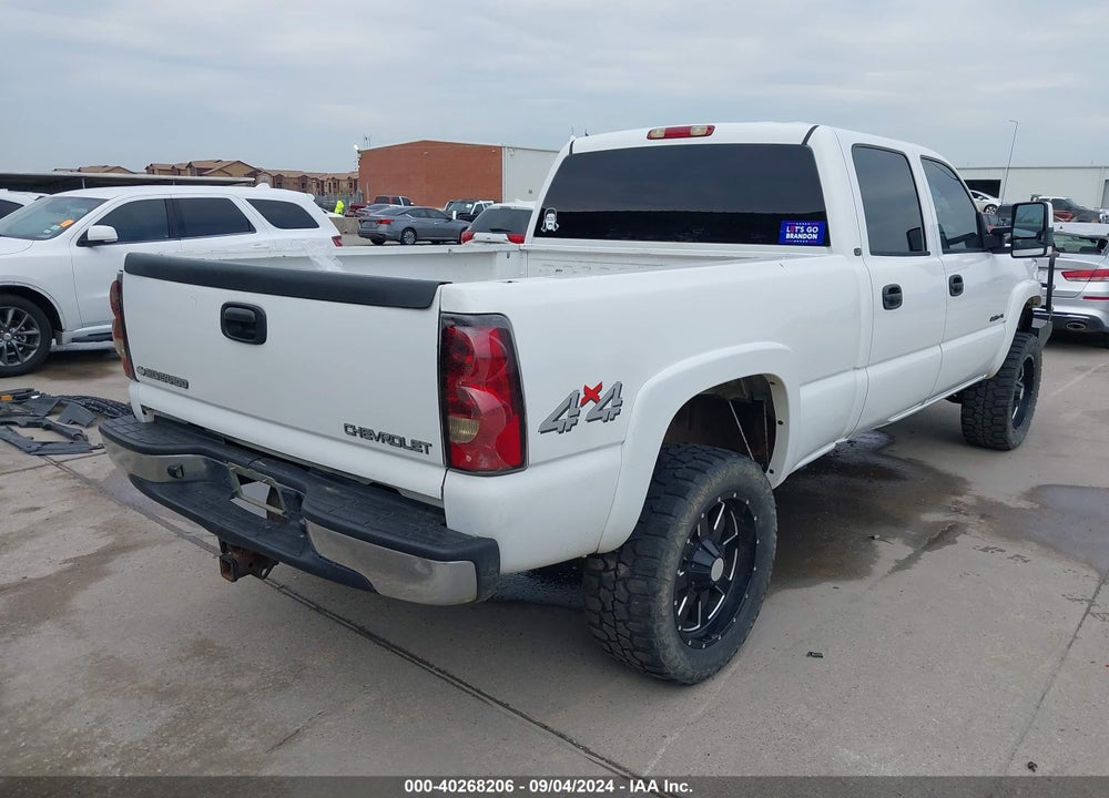 2004 CHEVROLET SILVERADO 2500HD LT VIN: 1GCHK23U44F178276