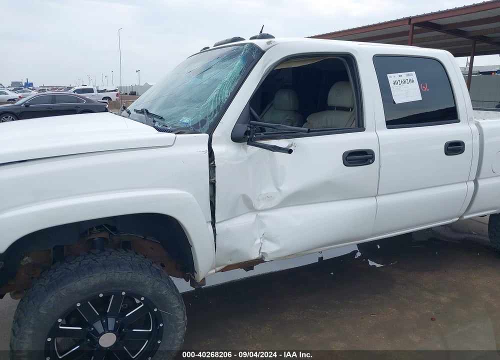 2004 CHEVROLET SILVERADO 2500HD LT VIN: 1GCHK23U44F178276