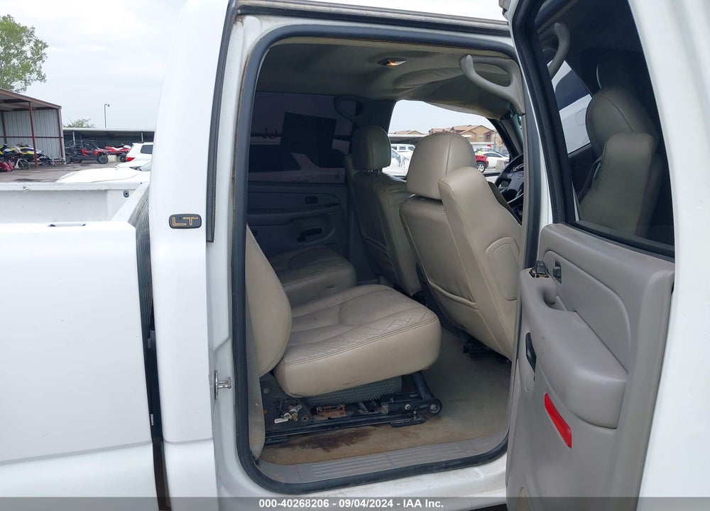 2004 CHEVROLET SILVERADO 2500HD LT VIN: 1GCHK23U44F178276