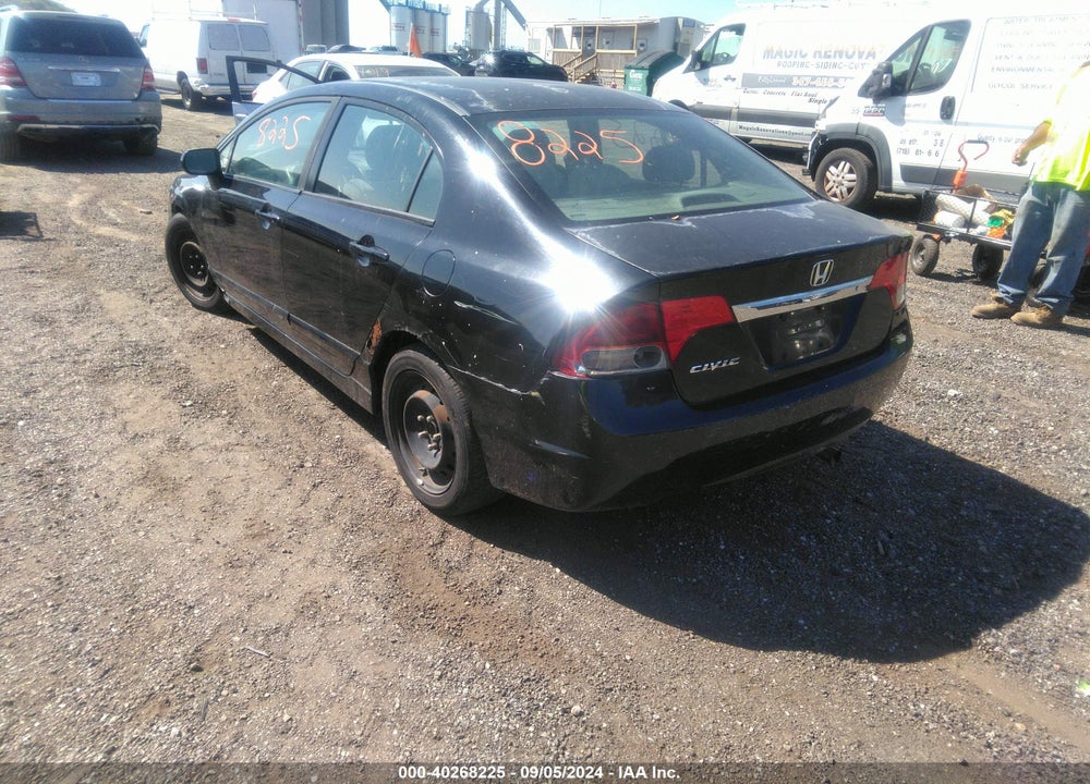 2010 HONDA CIVIC LX VIN: 2HGFA1F52AH568460
