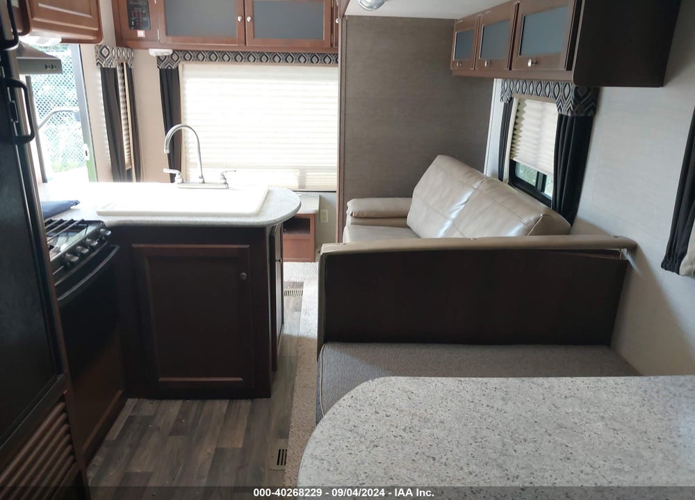 2015 KEYSTONE RV OTHER VIN: 4YDT26922FD425457