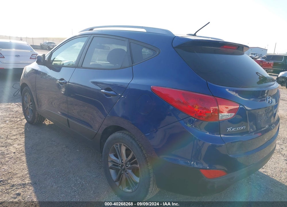 2014 HYUNDAI TUCSON SE VIN: KM8JUCAG9EU915463