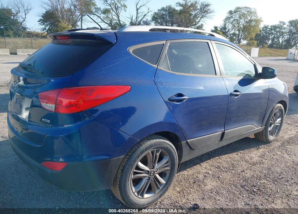 2014 HYUNDAI TUCSON SE VIN: KM8JUCAG9EU915463