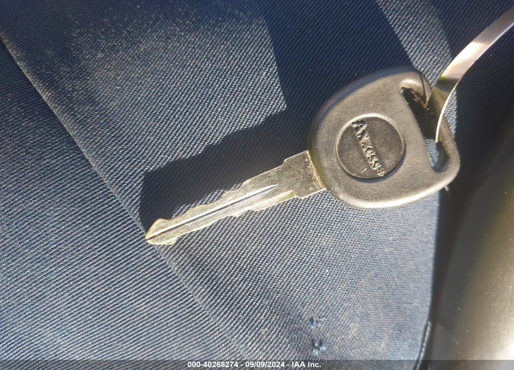 2003 GMC ENVOY SLE VIN: 1GKDT13S432160567