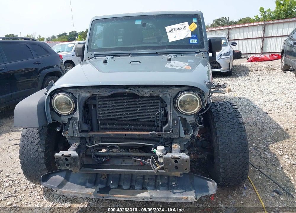 2014 JEEP WRANGLER UNLIMITED SPORT VIN: 1C4BJWDG1EL305223